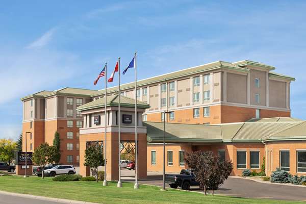 Exterior view - Royal Hotel Calgary