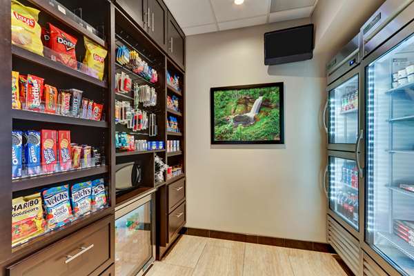  - Drury Plaza Hotel Downtown St Paul - I-94, Exit 242A & 242C