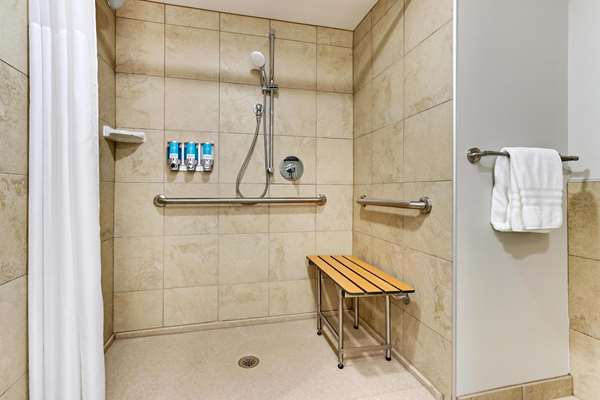  - Drury Plaza Hotel Downtown St Paul - I-94, Exit 242A & 242C