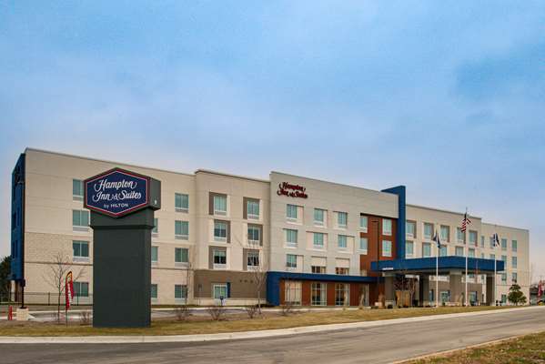 Exterior view - Hampton Inn & Suites Adrian