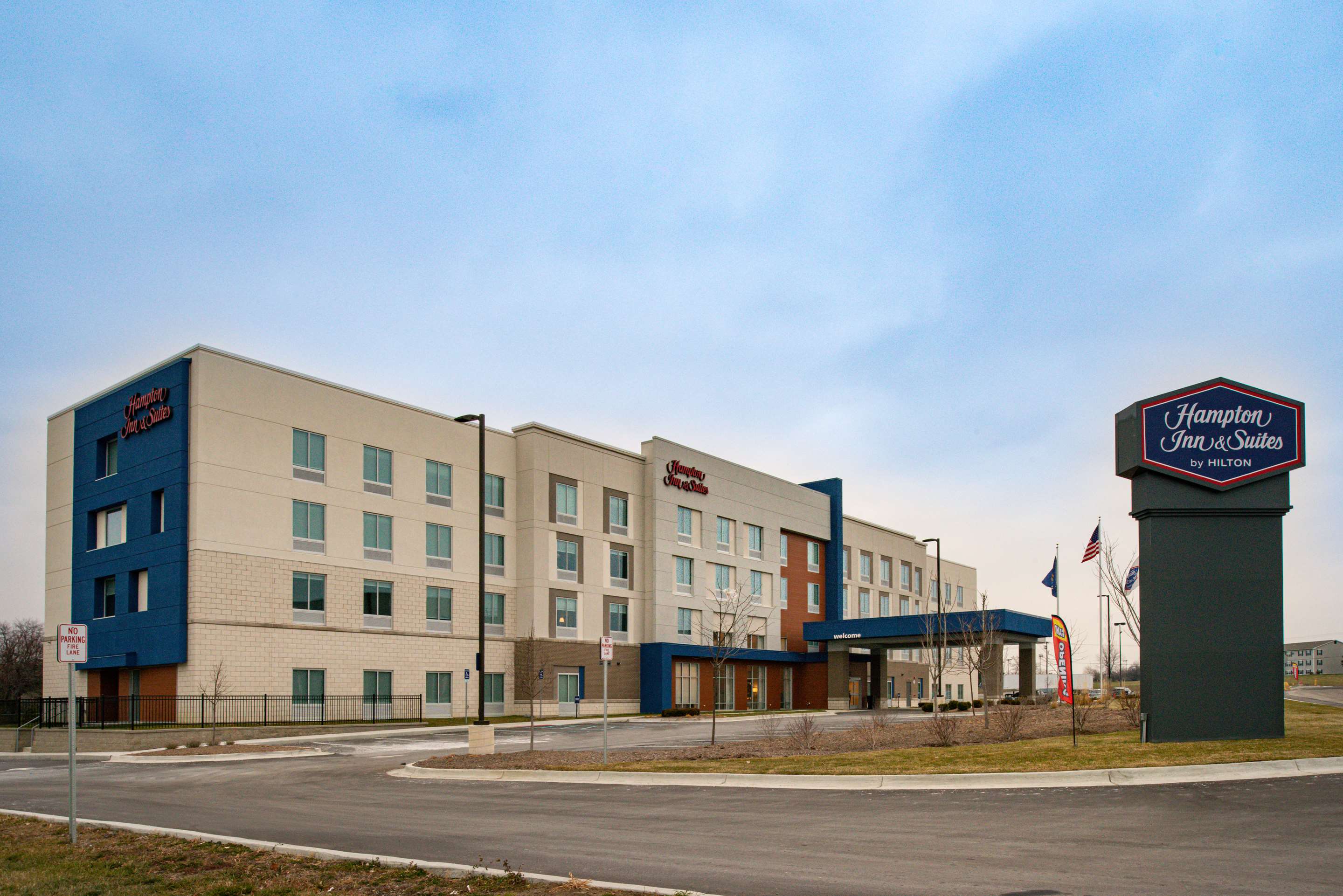 Exterior | Hampton Inn & Suites Adrian, Mi
