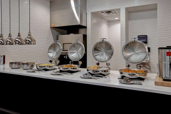 Amenities - Embassy Suites Northwest Oklahoma City