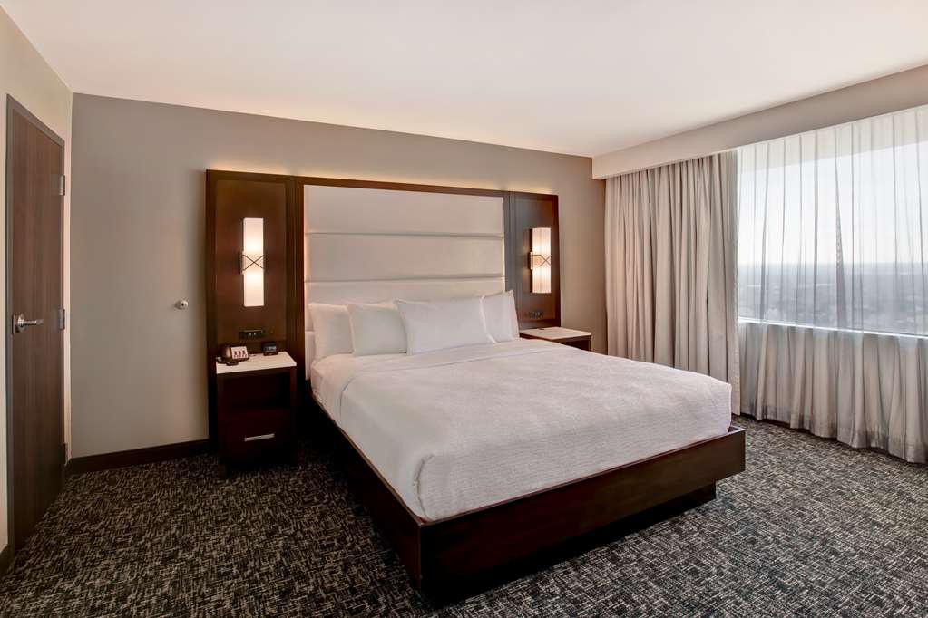 Embassy Suites By Hilton Oklahoma City Northwest - Tap to explore photos