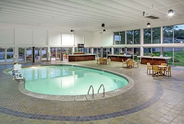 Pool - DoubleTree by Hilton Southwest Omaha - I-80, Exit 449