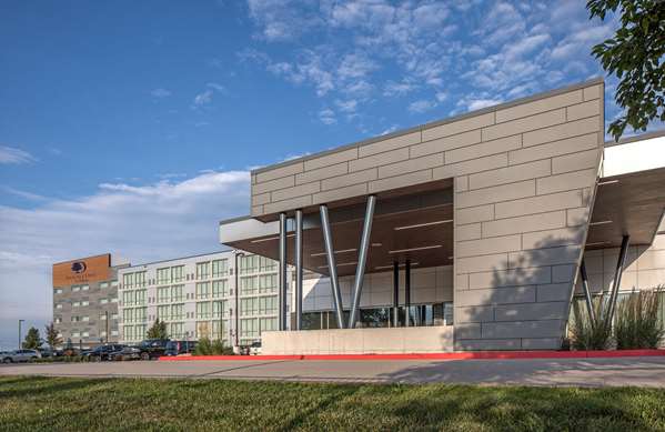 Exterior view - DoubleTree by Hilton Southwest Omaha - I-80, Exit 449