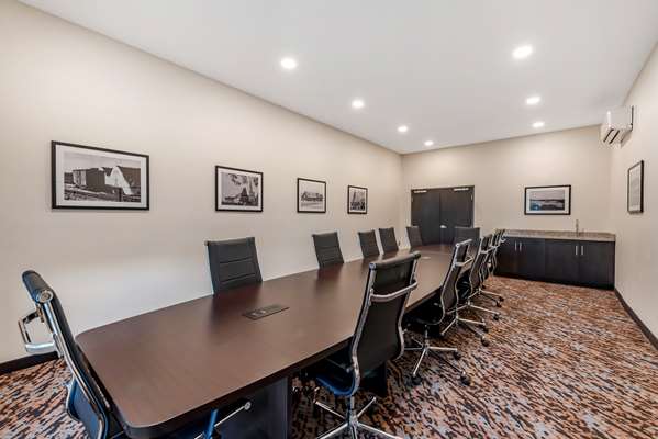  - MainStay Suites Newberry - I-69, Exit 87