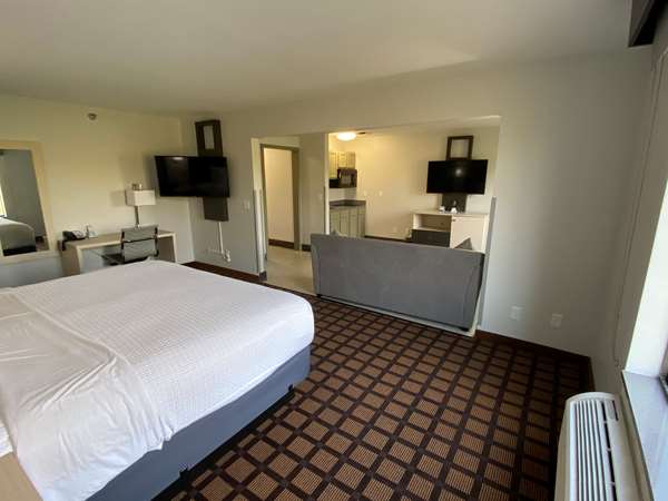  - Best Western Morton Inn - I-74, Exit 102