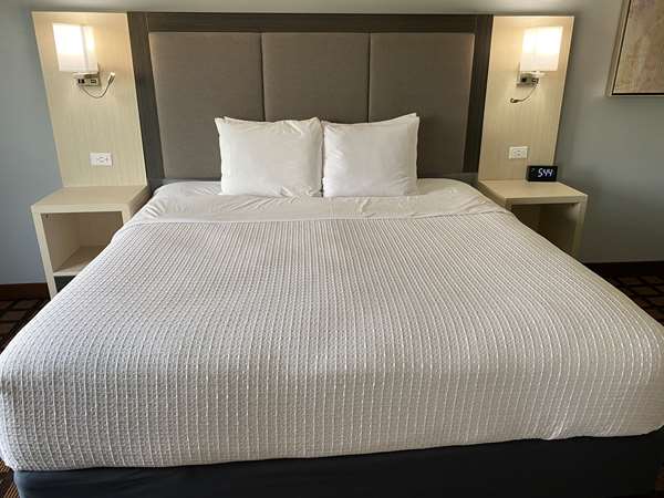  - Best Western Morton Inn - I-74, Exit 102