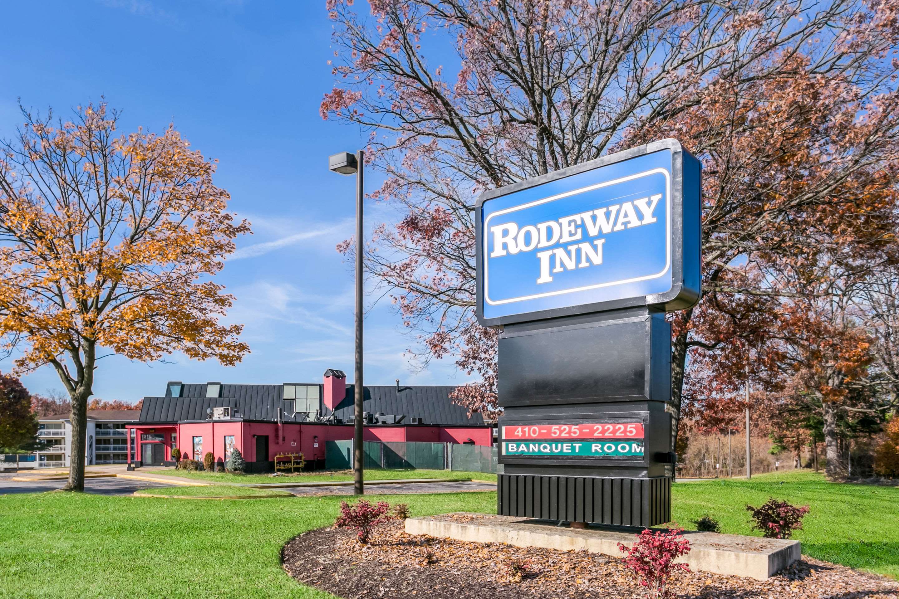 Hotel exterior | Rodeway Inn Baltimore - Inner Harbor South