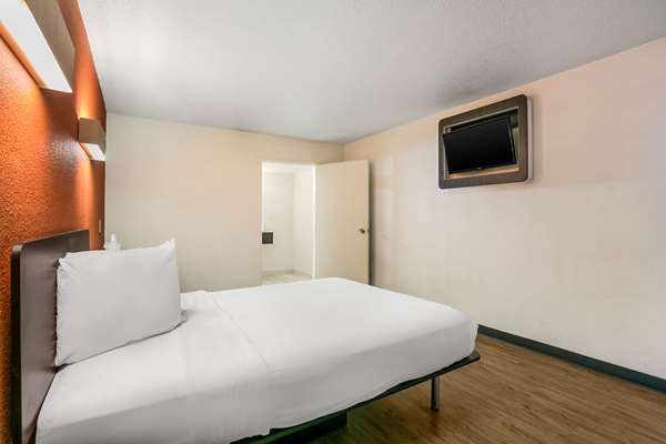  - Rodeway Inn Baltimore - I-95, Exit 50
