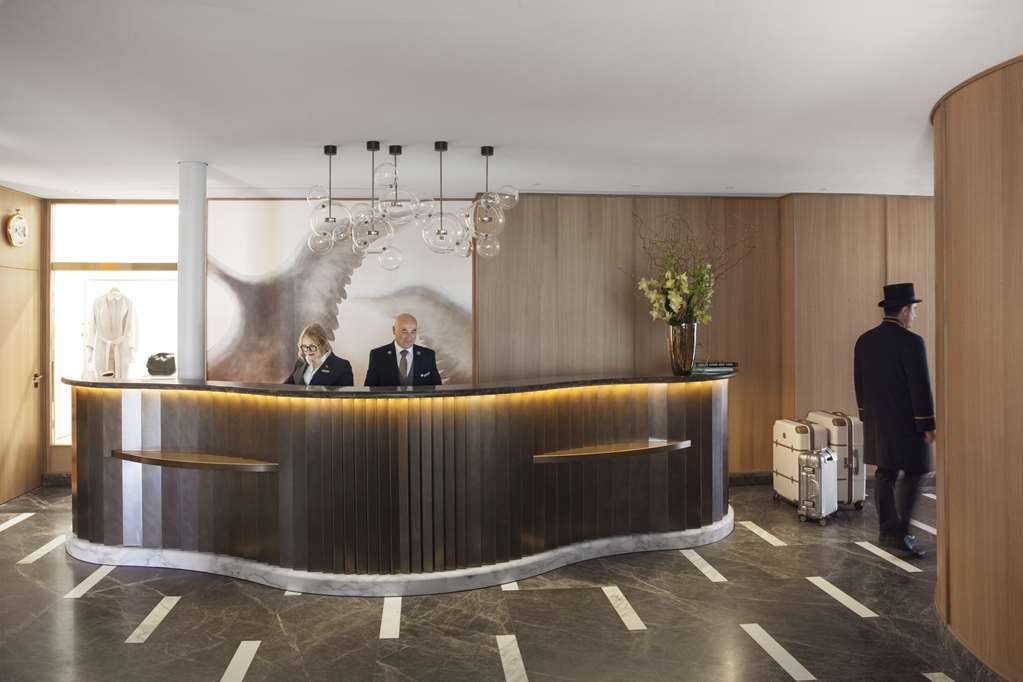 Guest photo