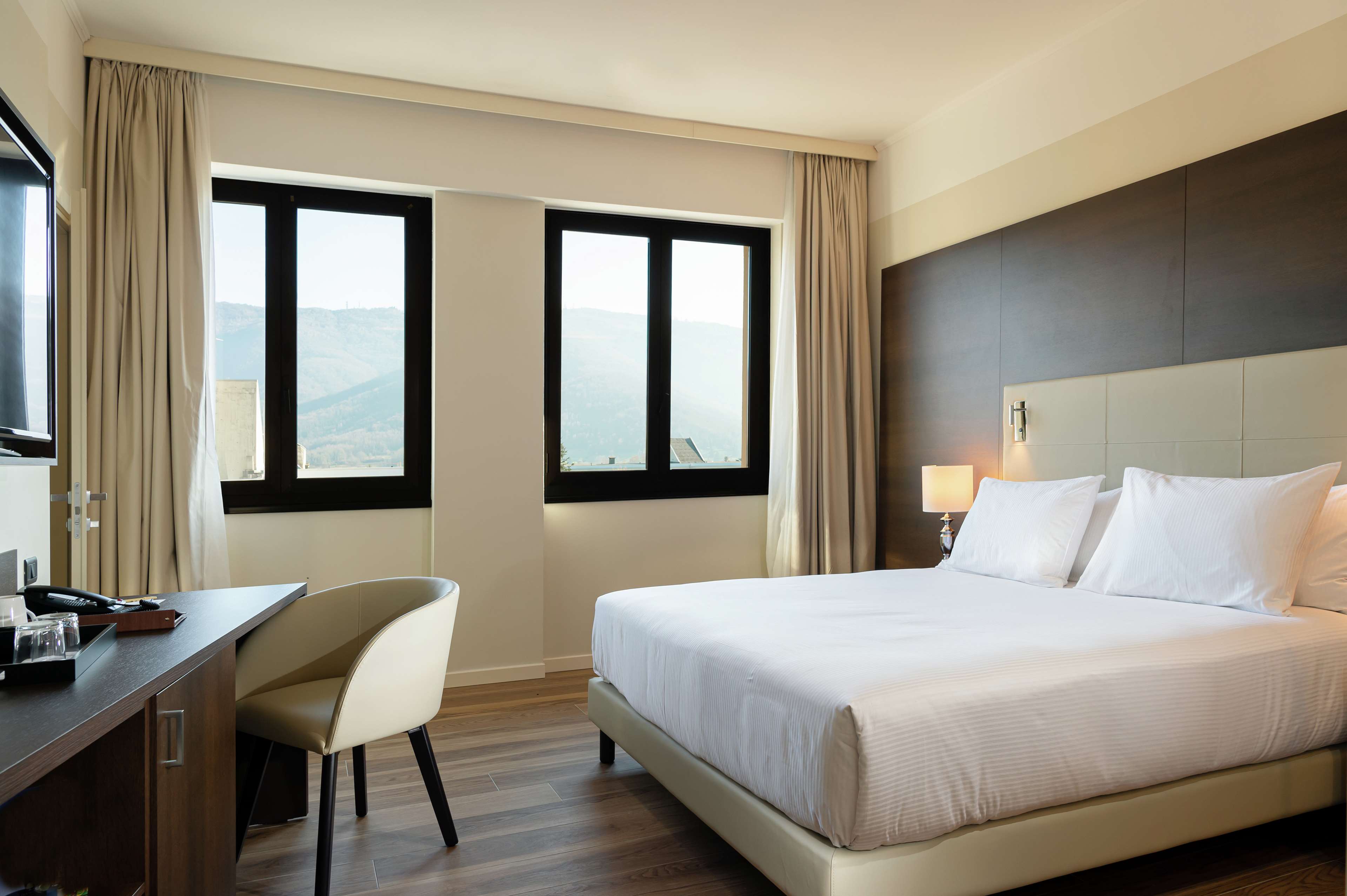 DoubleTree by Hilton Brescia Room Type - KING SUPERIOR GUEST ROOM