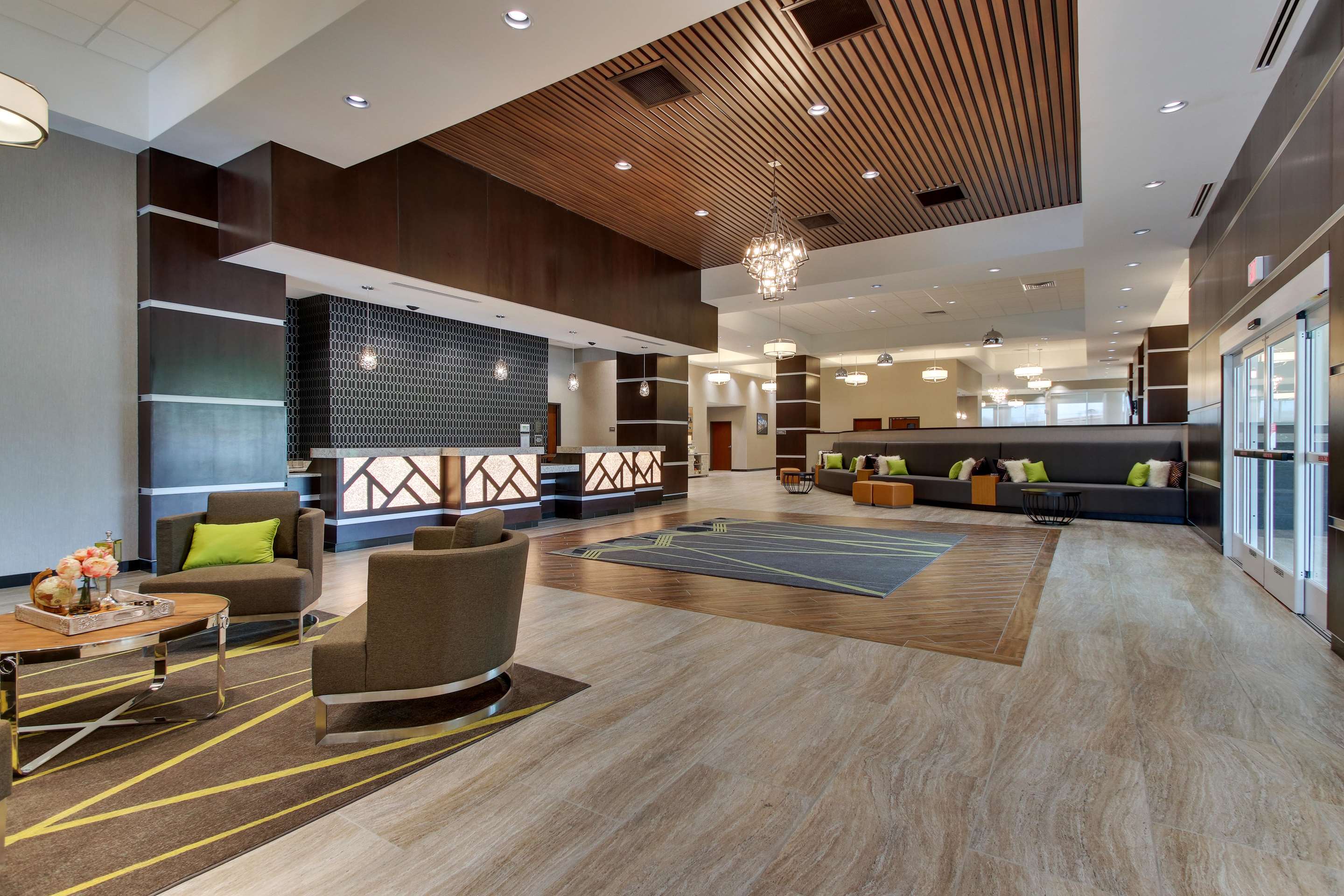Lobby | Drury Plaza Hotel Dallas Richardson
