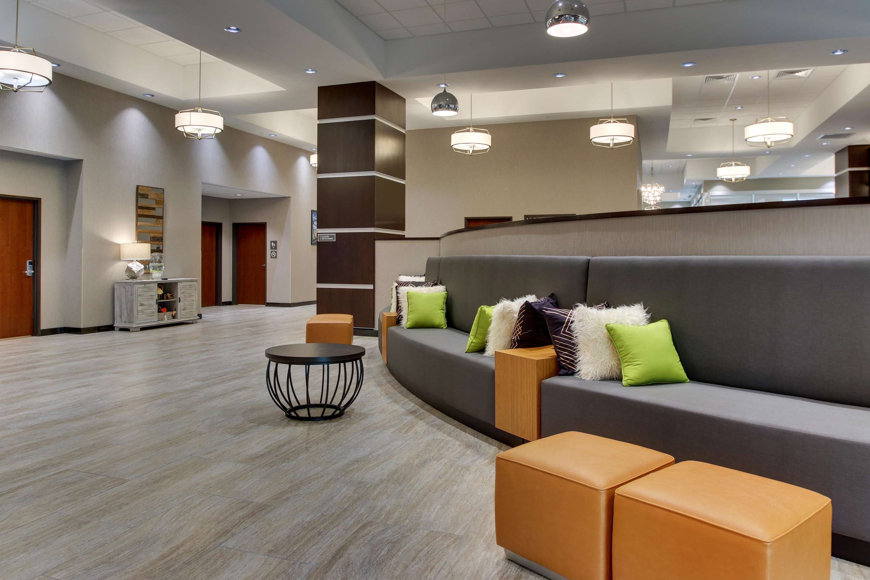 Lobby | Drury Plaza Hotel Dallas Richardson
