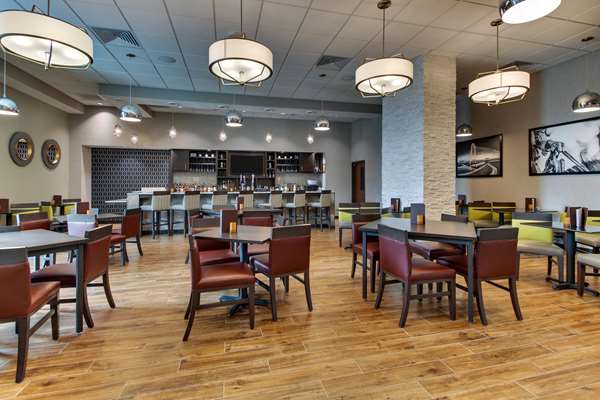Restaurant - Drury Plaza Hotel Richardson