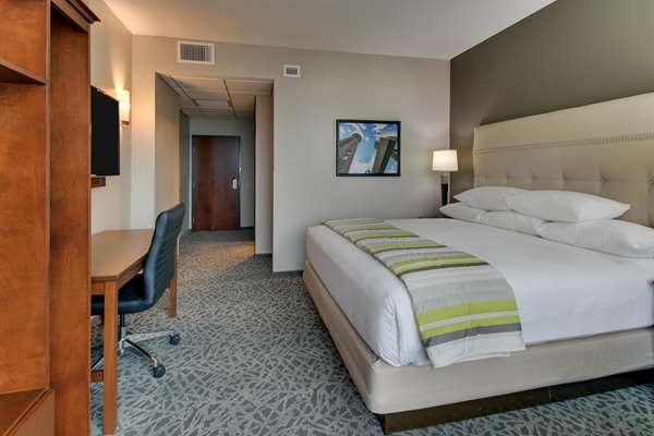  - Drury Plaza Hotel Richardson