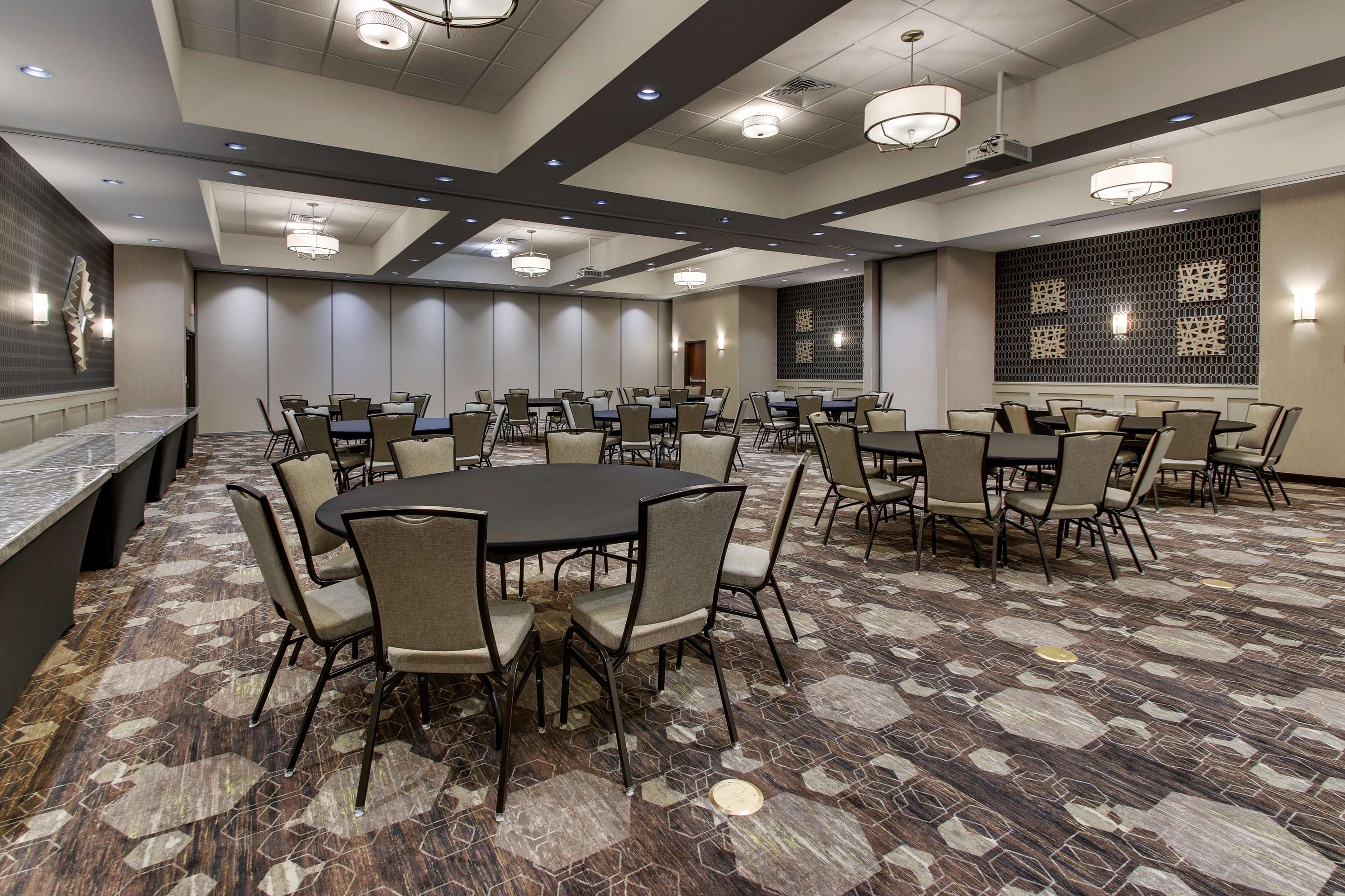 Meeting Room | Drury Plaza Hotel Dallas Richardson