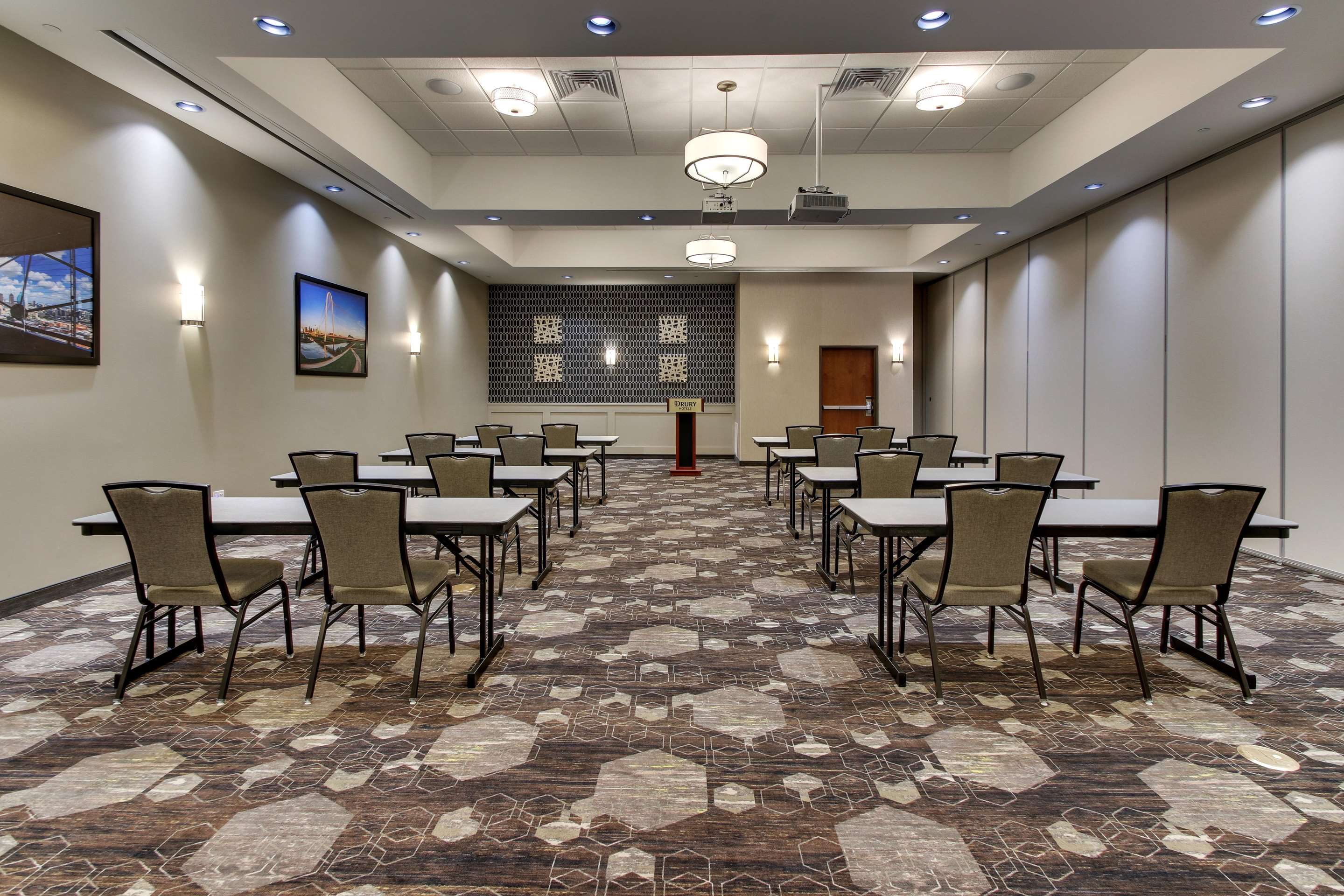 Meeting Room | Drury Plaza Hotel Dallas Richardson