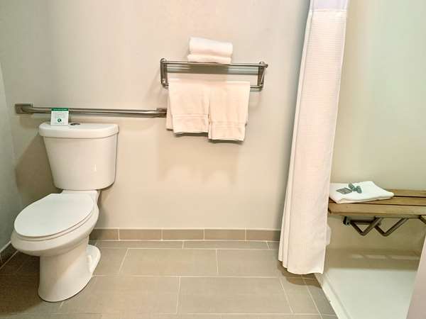  - Best Western Oswego Hotel