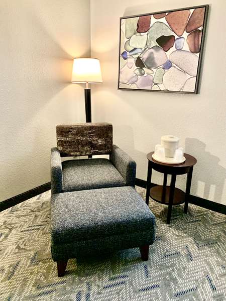  - Best Western Oswego Hotel