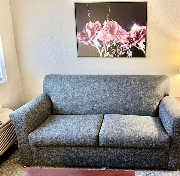  - Best Western Oswego Hotel