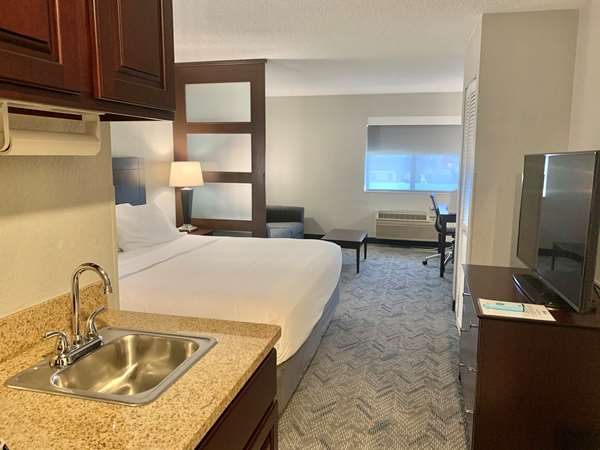 Suite - Best Western Oswego Hotel