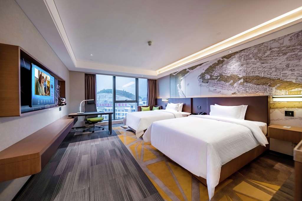 Hampton by Hilton Kaili - Tap to explore photos
