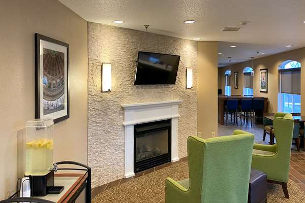  - Comfort Inn Dekalb