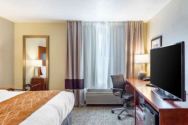  - Comfort Inn Dekalb