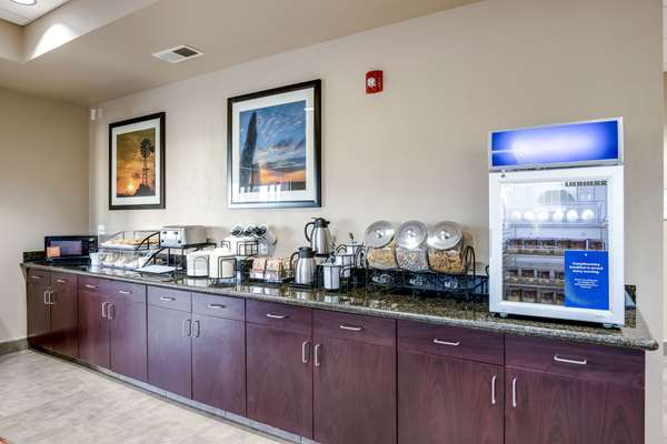 Amenities - Comfort Inn Bonner Springs - I-70, Exit 224