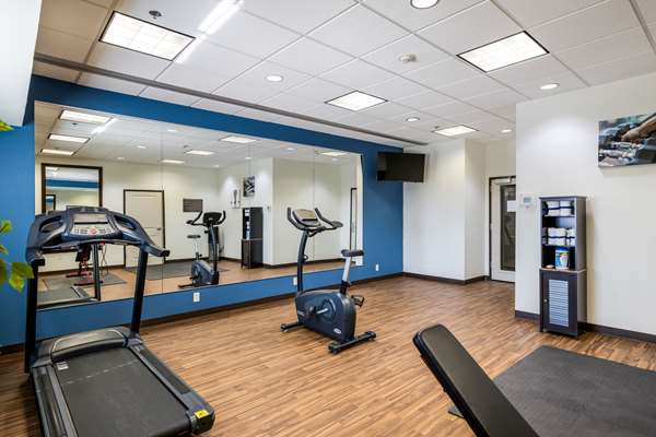 Fitness/ Exercise Room - Comfort Inn Bonner Springs - I-70, Exit 224