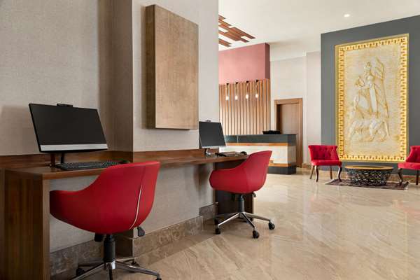 On-Site,Business/Events,Business Services/Center