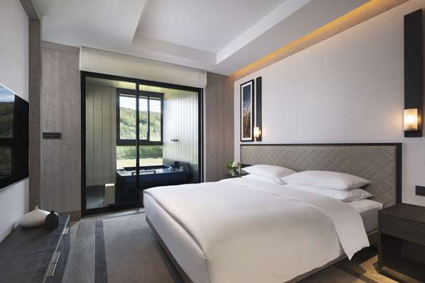 PARK HYATT NISEKO HANAZONO - Photo 30