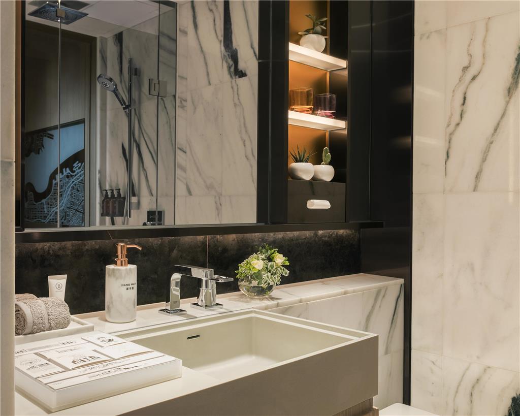 HYATT CENTRIC VICTORIA HBR HK-guestroom-Guest Room,Bathroom,On-Site.jpg