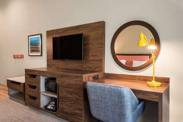  - Hampton Inn Batesville