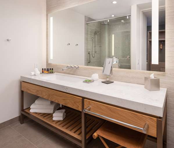  - Canopy by Hilton Hotel Downtown West Palm Beach