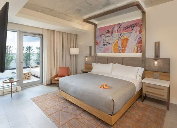  - Canopy by Hilton Hotel Downtown West Palm Beach