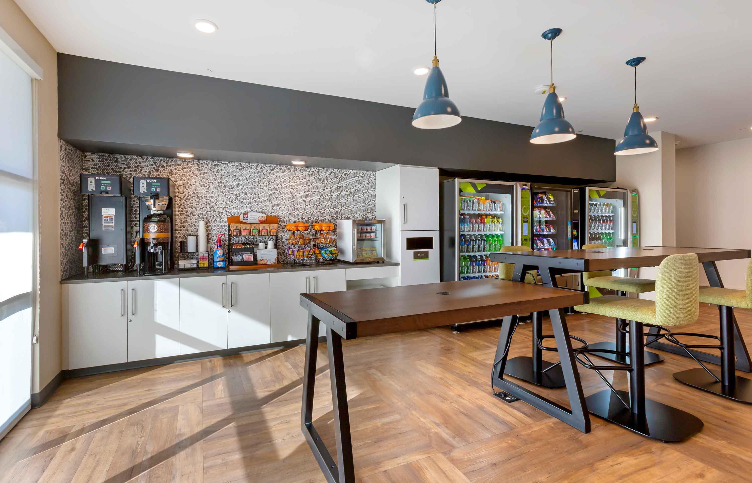 Breakfast Room | Extended Stay America Premier Suites - Phoenix - Chandler - Downtown