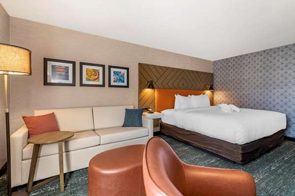  - Clarion Inn Nashua