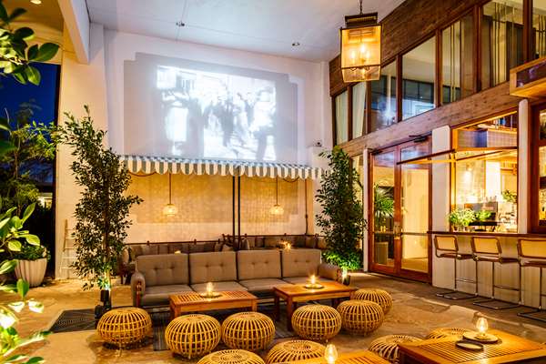 Bar - Scott Resort & Spa Scottsdale