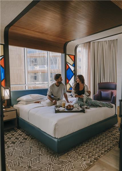 ANDAZ SUITE BALCONY