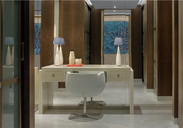 TWO BEDROOM ROYAL SUITE
