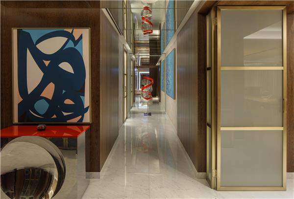 TWO BEDROOM ROYAL SUITE