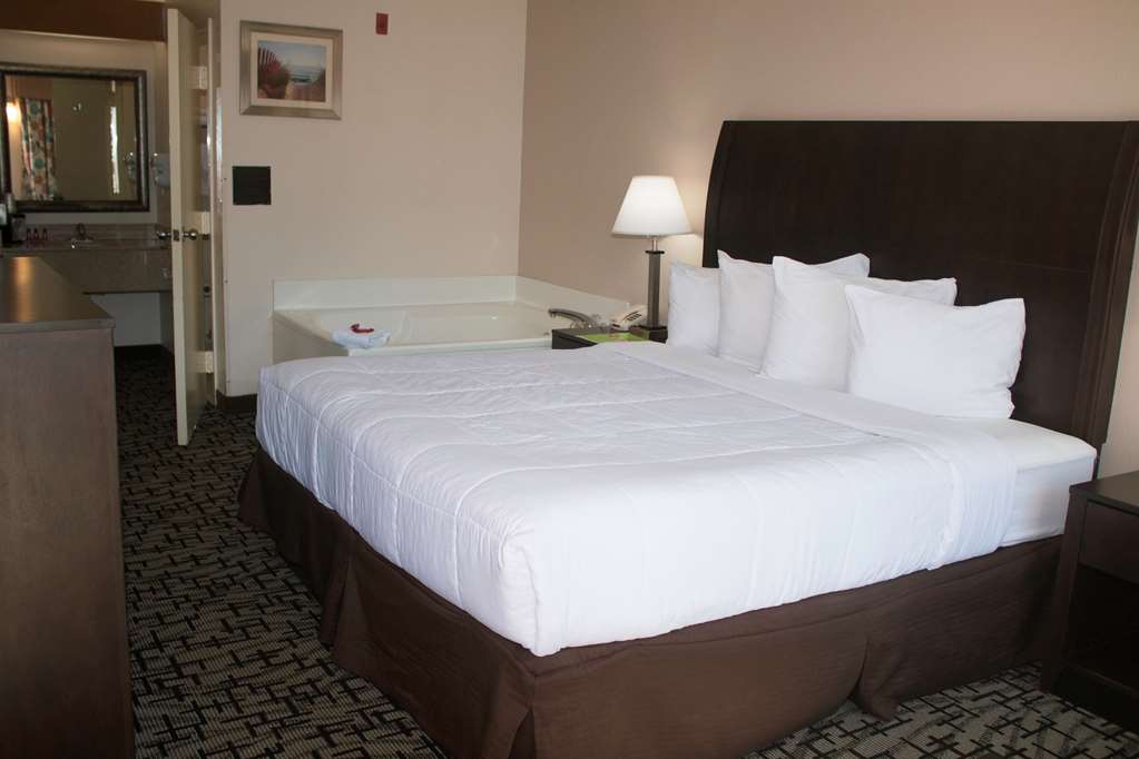 SureStay by Best Western North Myrtle Beach-guestroom-Guest Room,Suite,On-Site.jpg