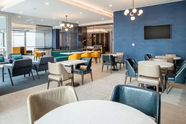  - La Quinta Inn & Suites Spokane - I-90, Exit 281