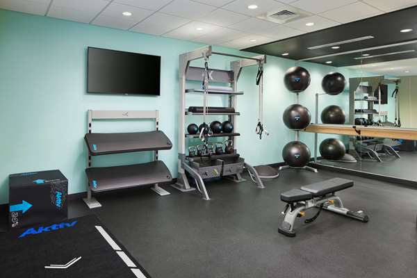 Fitness/ Exercise Room - Tru by Hilton Northlake Atlanta - I-285, Exit 37