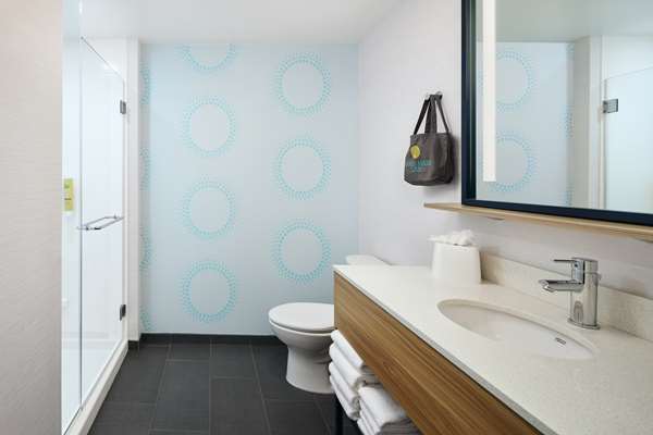  - Tru by Hilton Northlake Atlanta - I-285, Exit 37