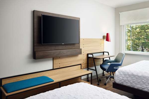  - Tru by Hilton Northlake Atlanta - I-285, Exit 37