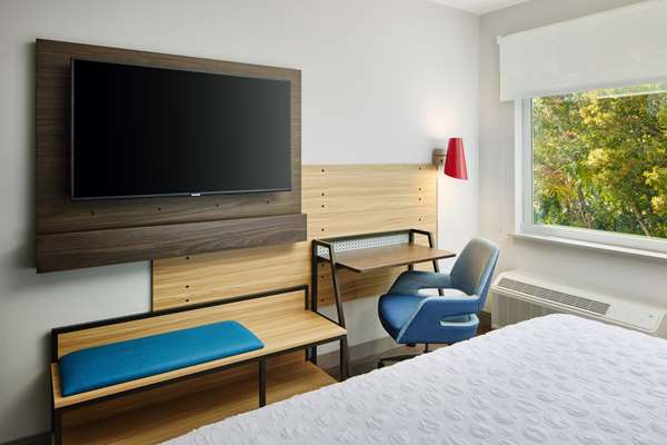  - Tru by Hilton Northlake Atlanta - I-285, Exit 37