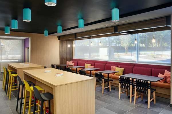 Amenities - Tru by Hilton Northlake Atlanta - I-285, Exit 37